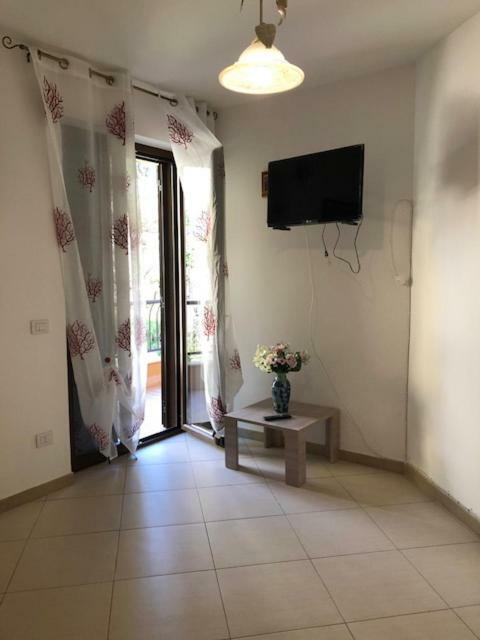 Casa Vacanza "Ilenia" - Taormina Zewnętrze zdjęcie